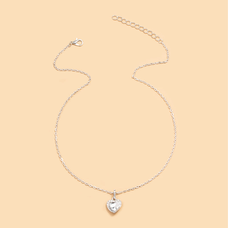 Simple Graceful Heart-Shaped Pendant Rhinestone Inlaid Chain Necklace