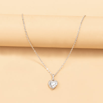 Simple Graceful Heart-Shaped Pendant