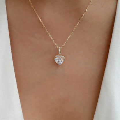 Simple Graceful Heart-Shaped Pendant