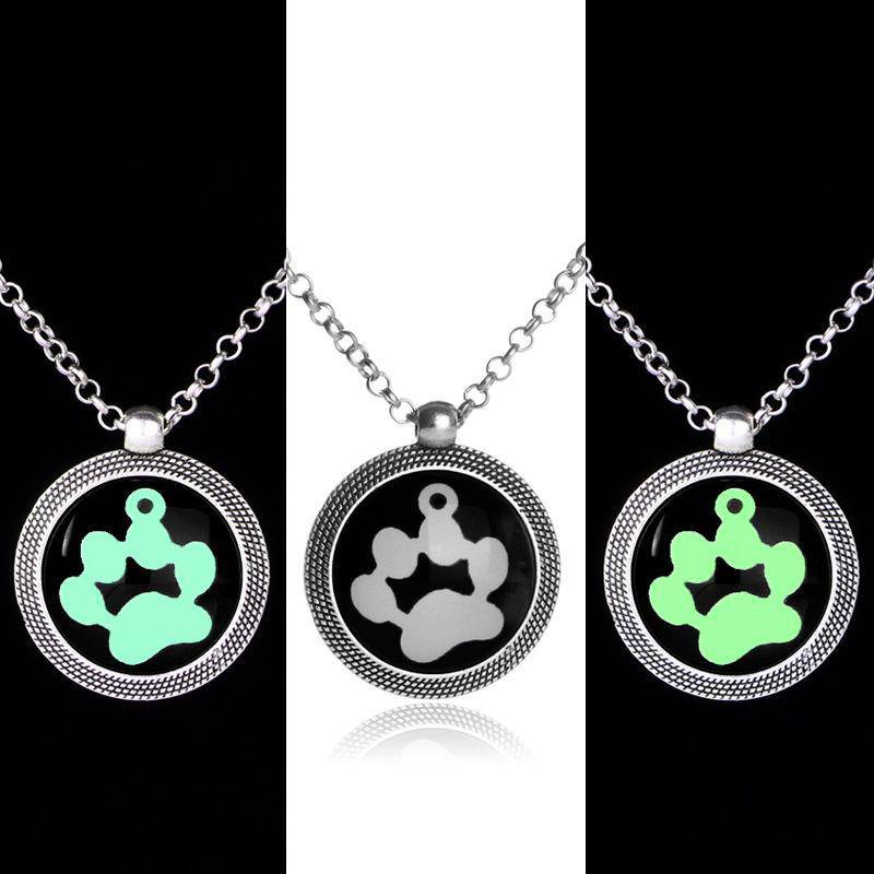 Jersey Shore Round Cat Claw Necklace  Creative Cute Pet Luminous Dog Claw Pendant Necklace  (Green glow) - WoW! Gotta Have It!